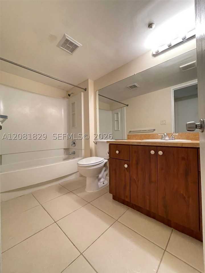 8432 Coral Lake Way #8432 - Photo 6 of 9