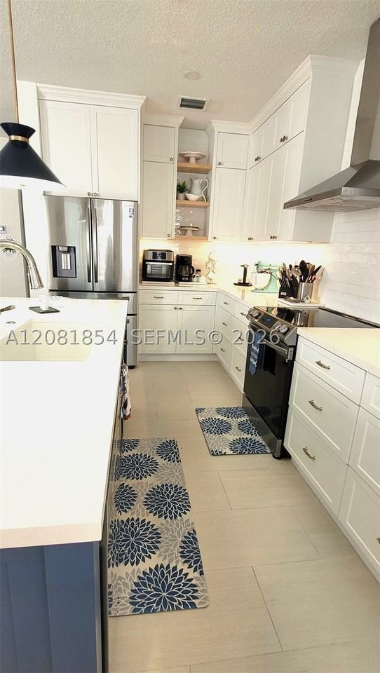 241 Nw 154th Ave - Photo 7 of 15
