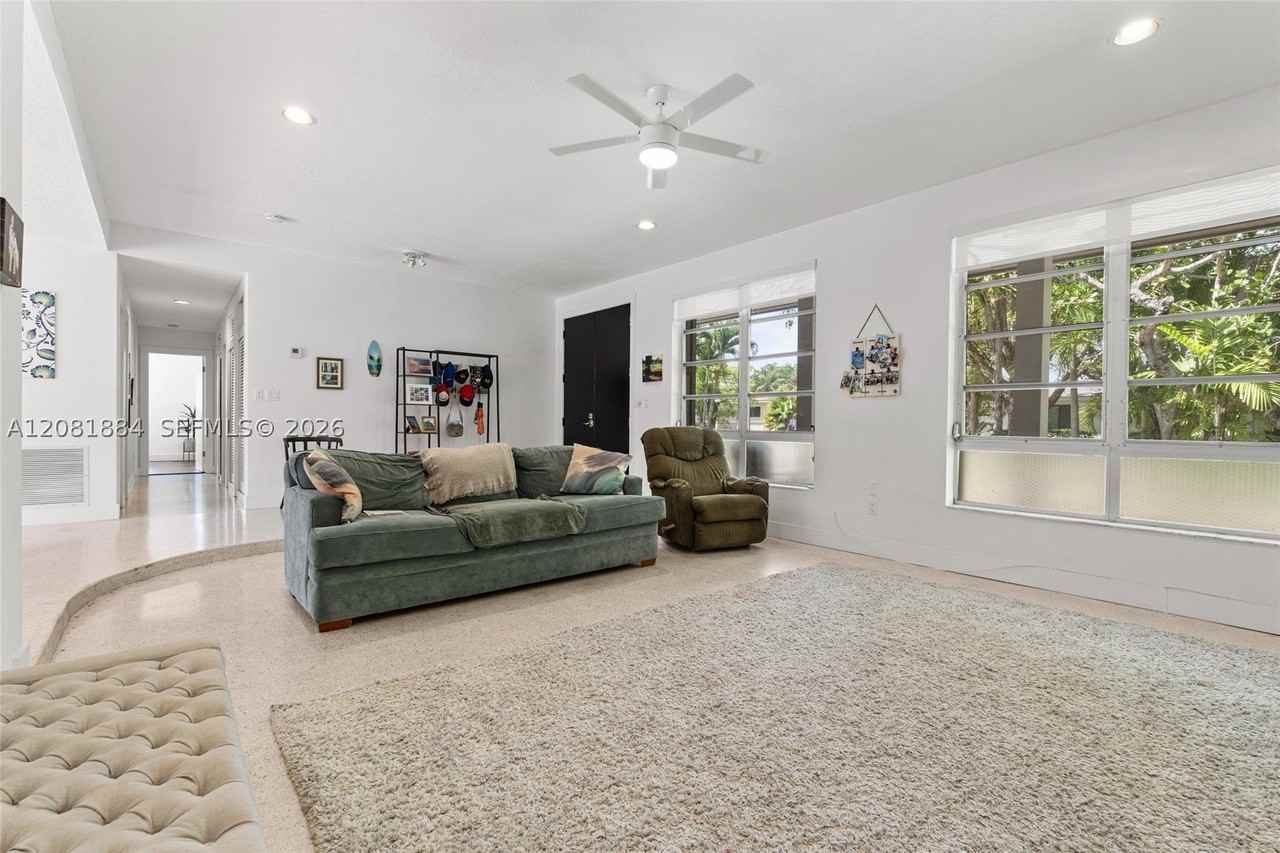 14645 Sw 83rd Ave - Photo 6 of 26
