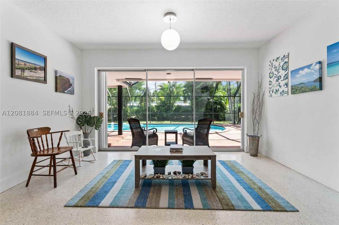 14645 Sw 83rd Ave - Photo 7 of 26