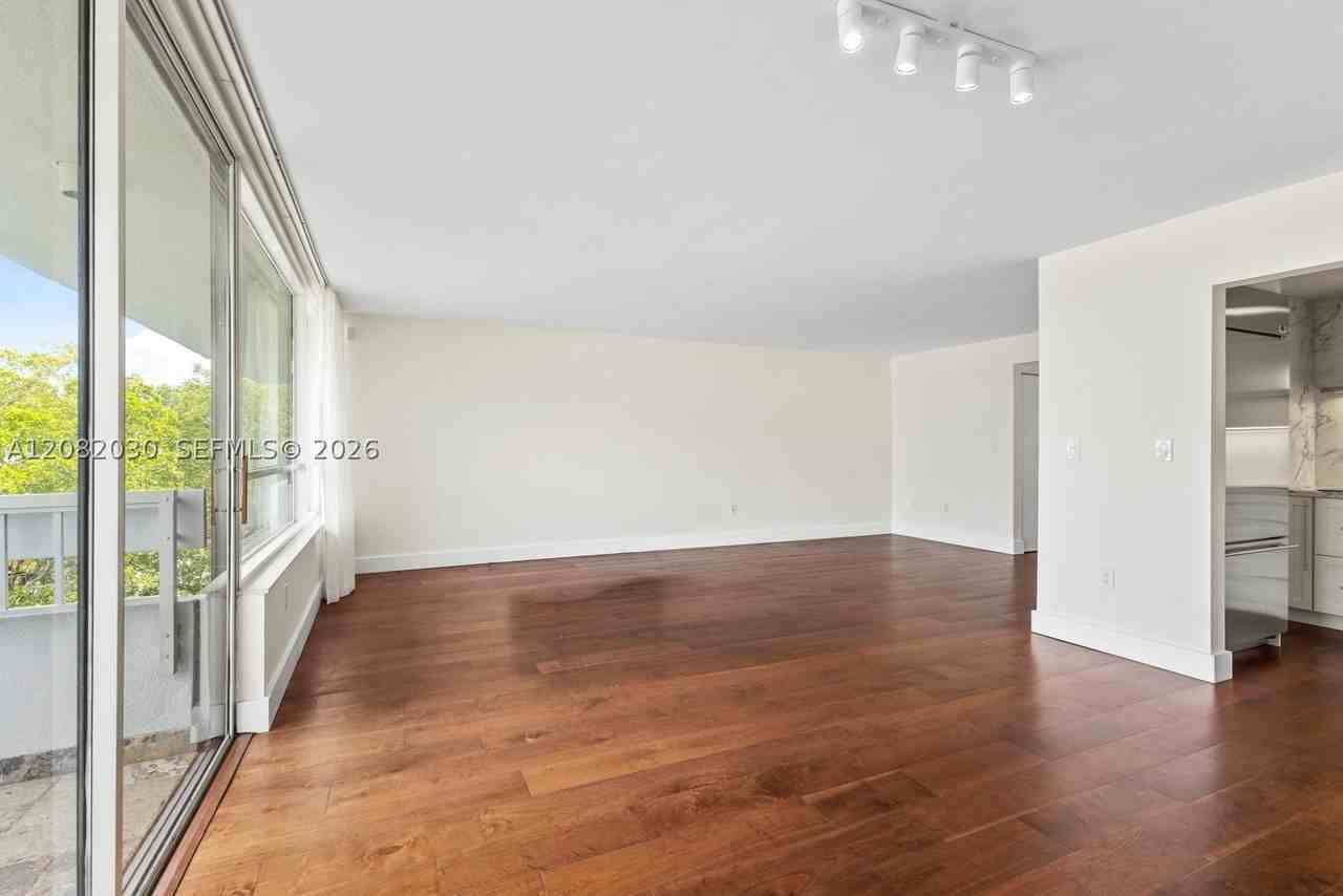 150 Sunrise Dr #5A - Photo 5 of 22