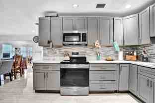 1124 Nw 16th St - Photo 1 of 1