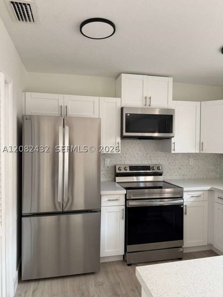 710 Sw 114th Ave #C3 - Photo 6 of 41