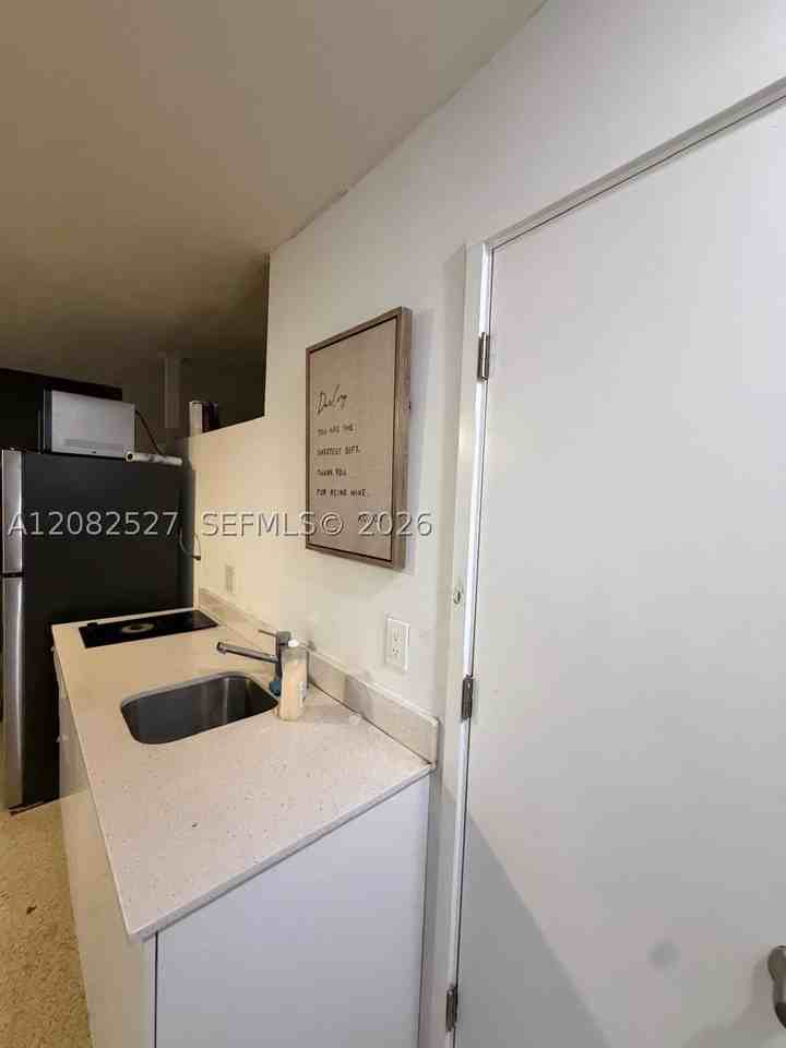 1100 Ne 18th Ct #1-8 - Photo 3 of 16