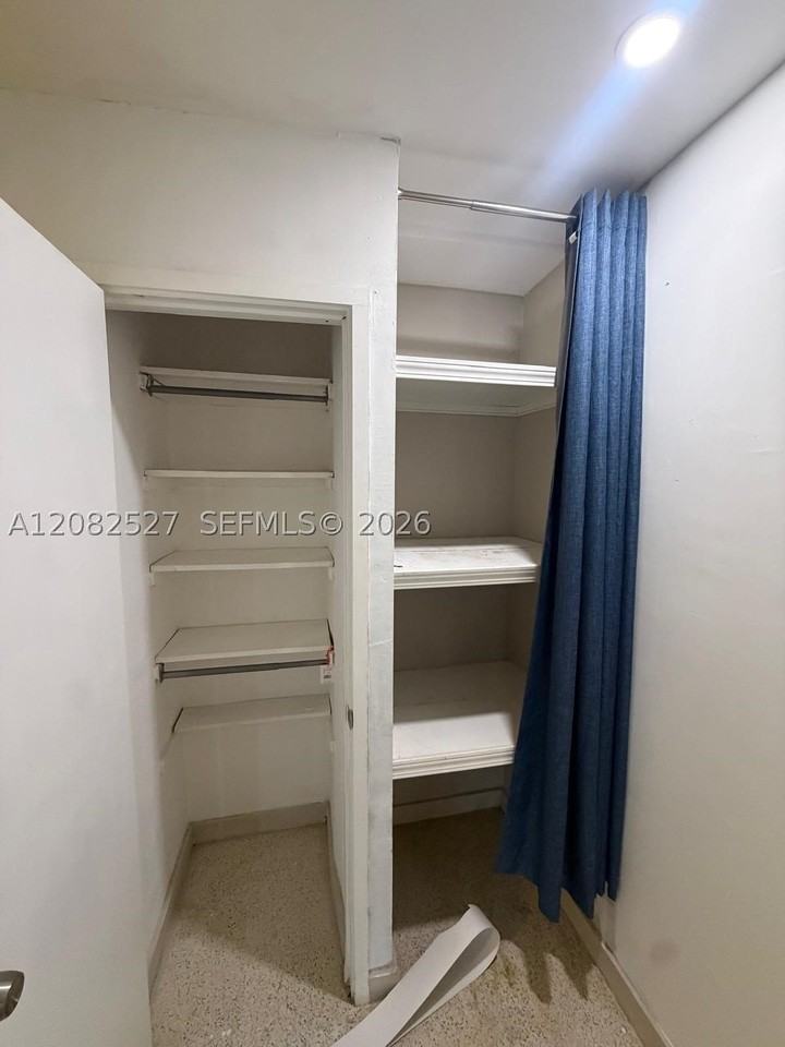 1100 Ne 18th Ct #1-8 - Photo 4 of 16