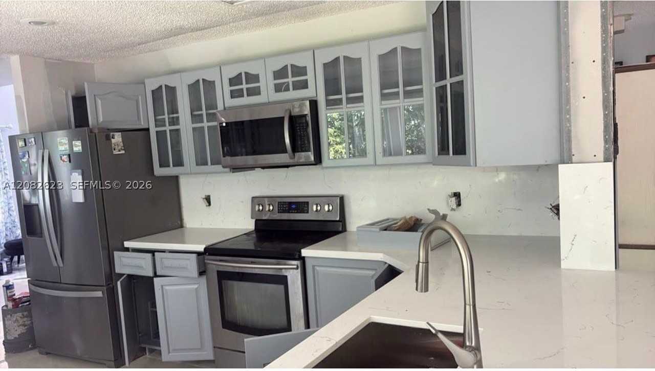 10151 Sw 9th Ln #10151 - Photo 2 of 5