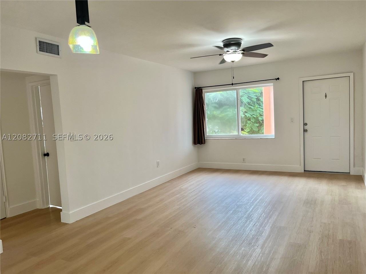 3401 Sw 11th St #3AKA1B - Photo 3 of 21