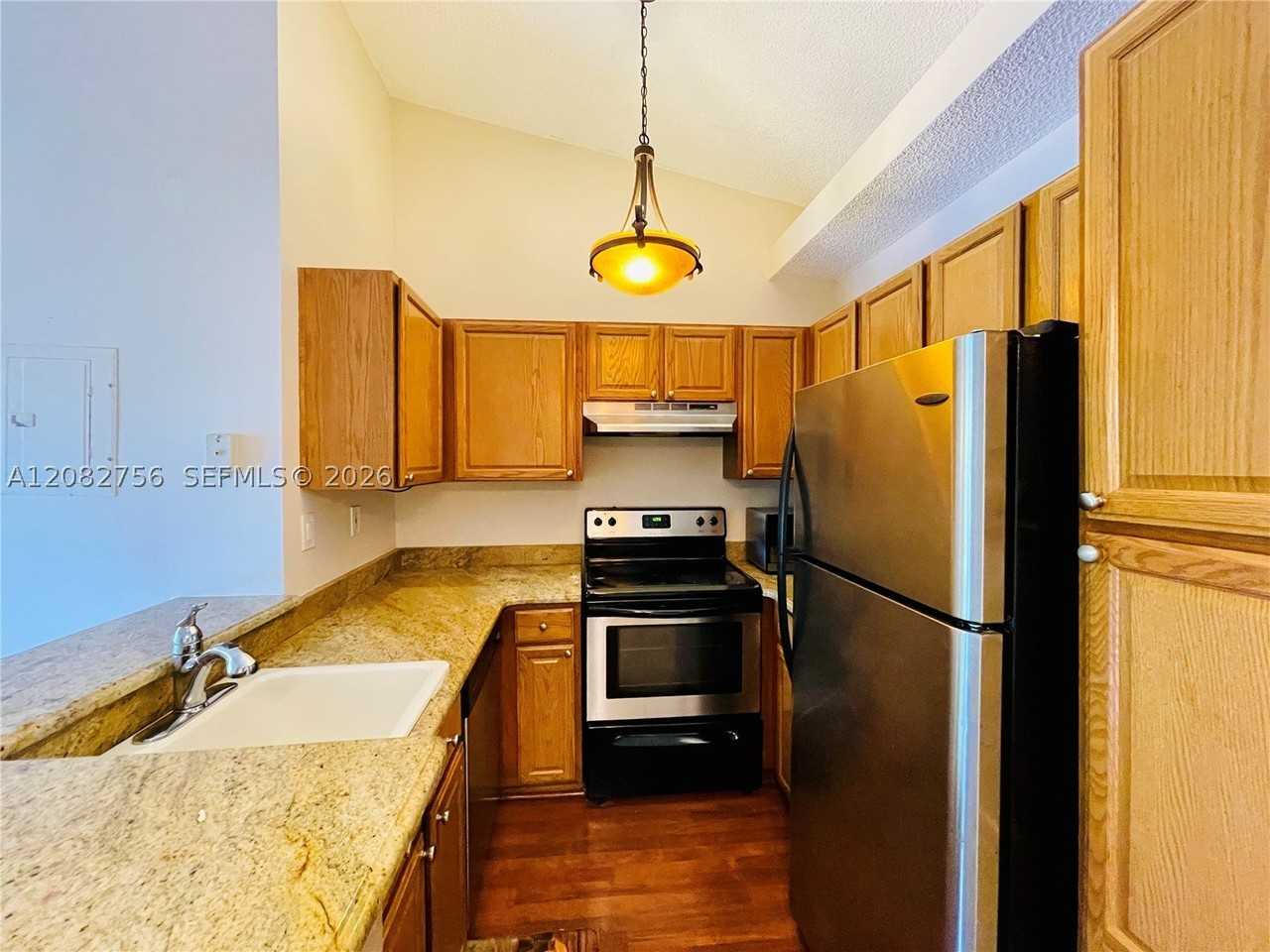 641 Lyons Rd #11-207 - Photo 5 of 26