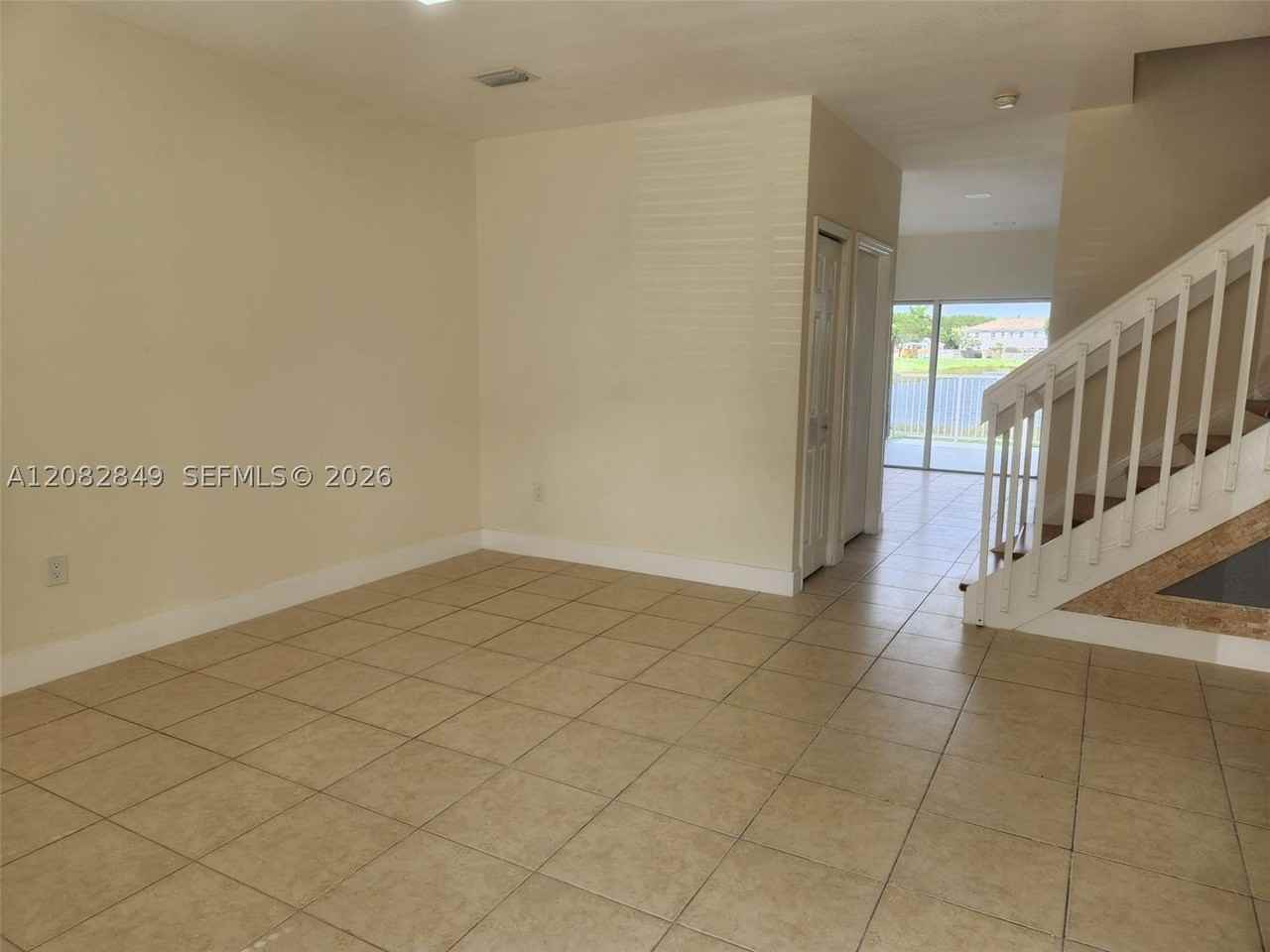 1525 Se 31st Ct #1525 - Photo 6 of 22