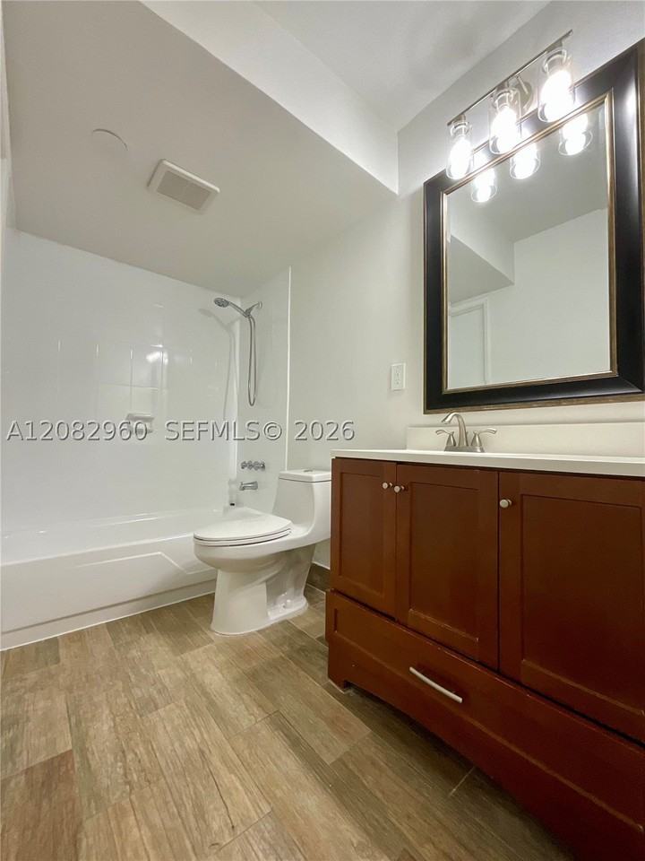11235 Sw 88th St #107E - Photo 6 of 18