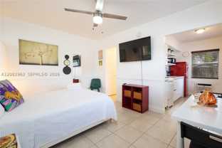 471 Ne 37th St #11 - Photo 1 of 1