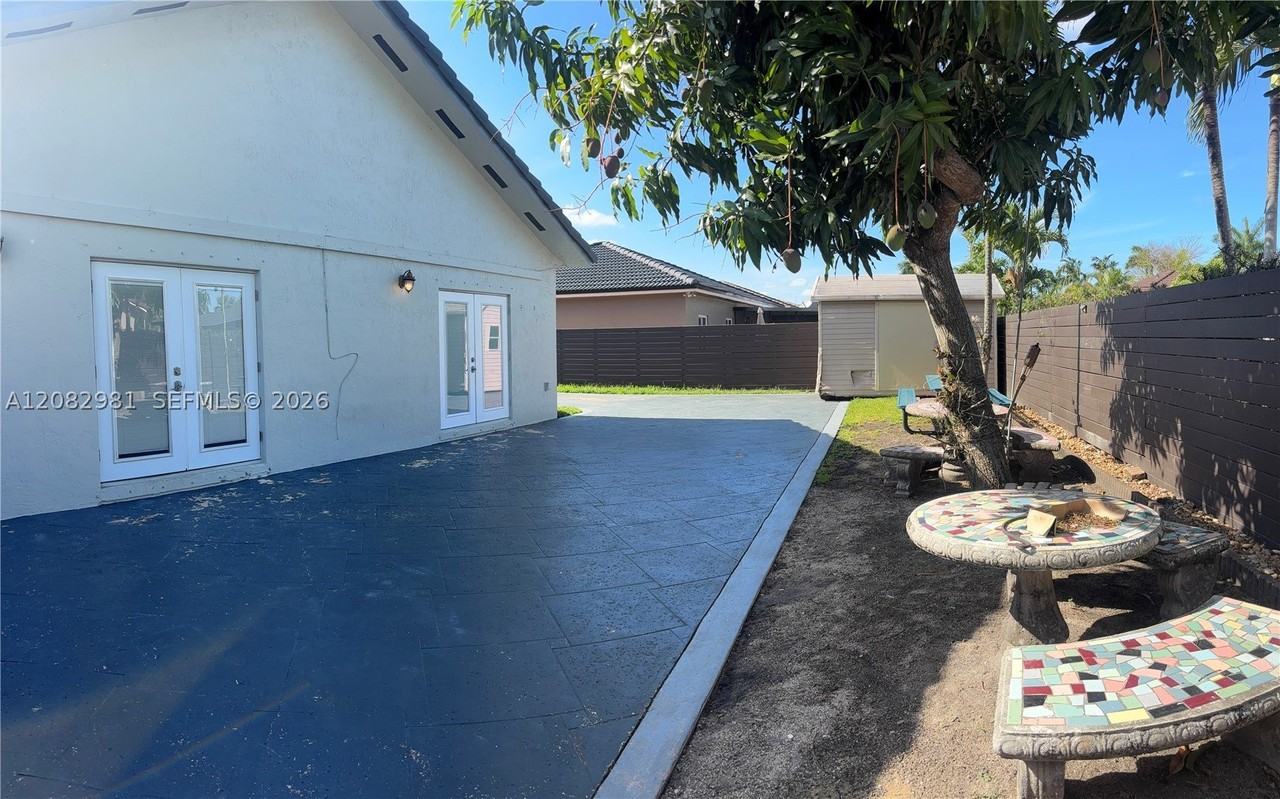 709 Se 13th Ter #709 - Photo 3 of 13