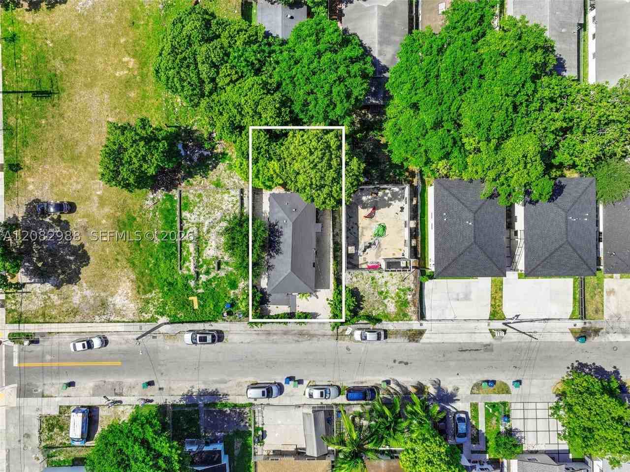 1820 Nw 63rd St #0 - Photo 4 of 35