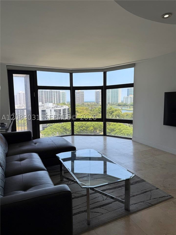 3375 N Country Club Dr #1004