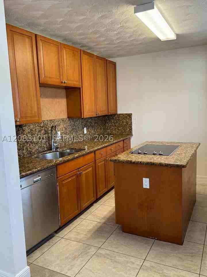 3650 Sw 92nd Ave #1 - Photo 7 of 25