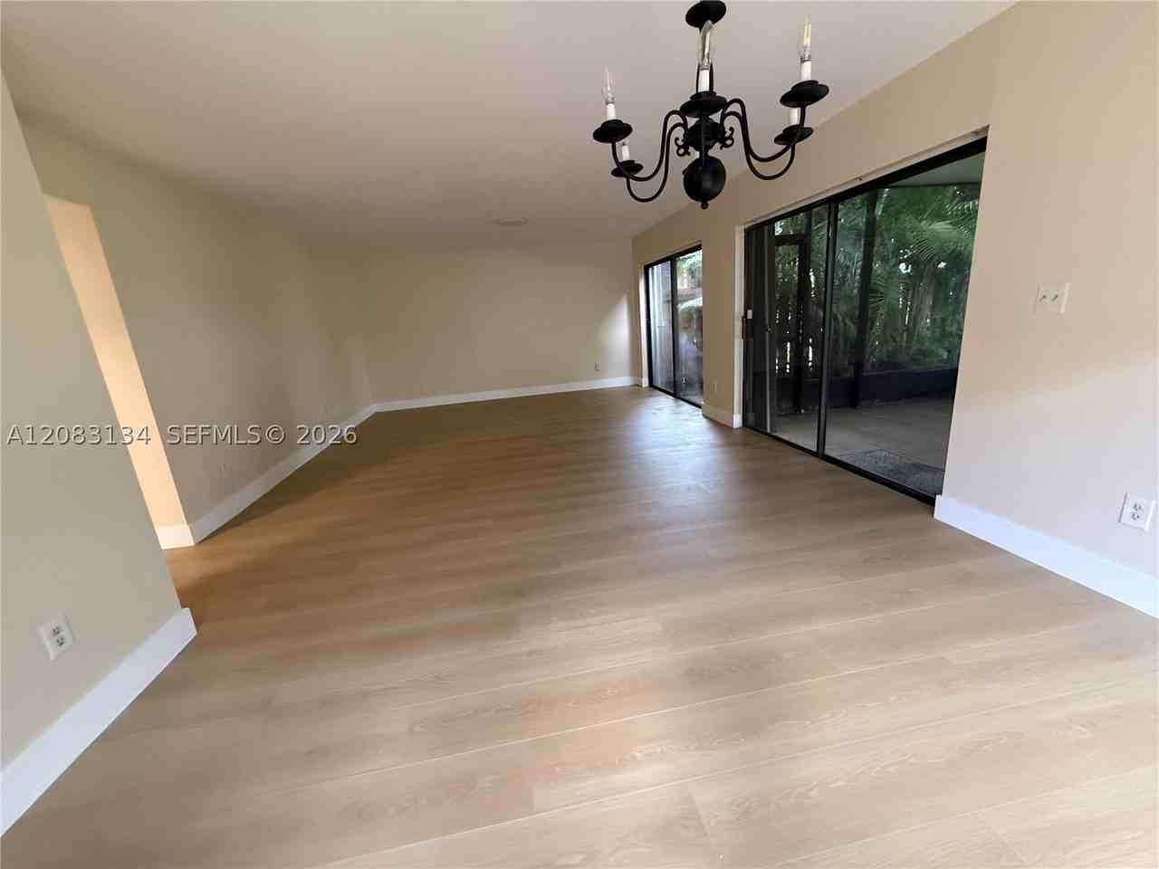 19233 E Lake Dr #19233 - Photo 5 of 16