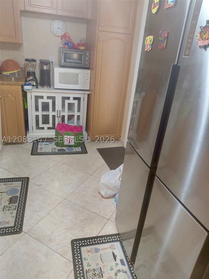 3940 Nw 42nd Ave #321 - Photo 5 of 13