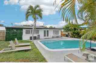 6445 Sw 22nd St - Photo 1 of 1