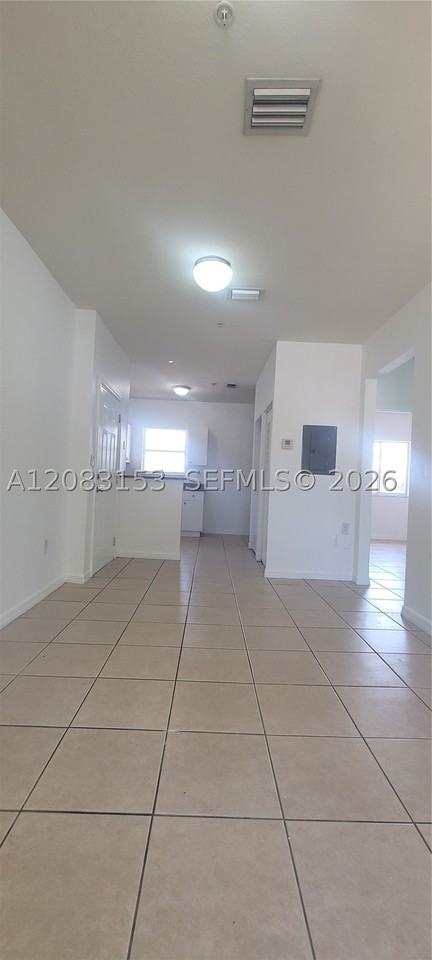 33 E 20th St #203 - Photo 3 of 24