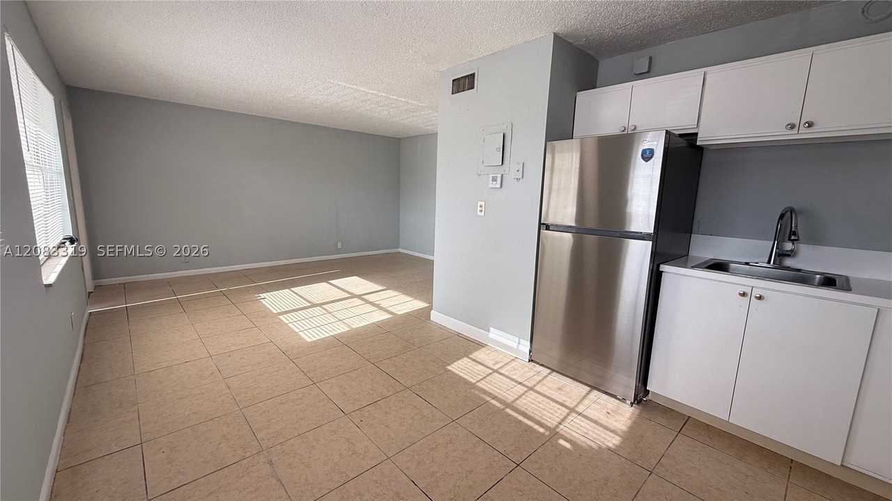 5436 Nw 19th St #5408 - Photo 5 of 18