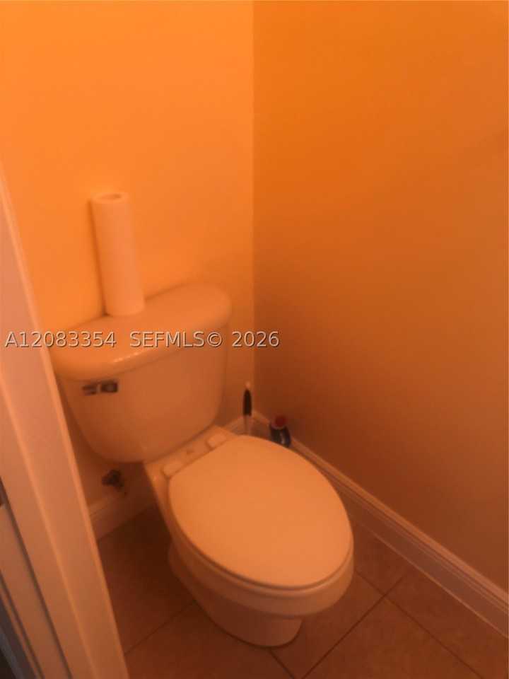 1129 Sw 147th Ter - Photo 7 of 26