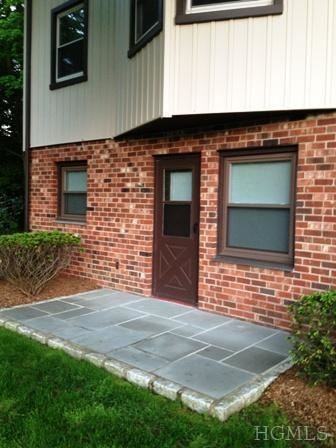 14 Essex Pl #A - Photo 2 of 13