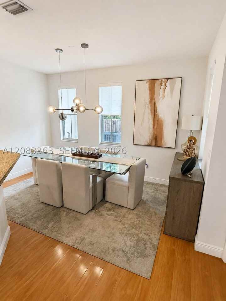 7512 Nw 108th Path - Photo 4 of 11