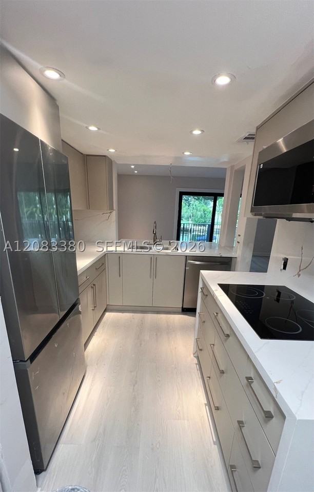 6855 Edgewater Dr #1CS - Photo 3 of 16