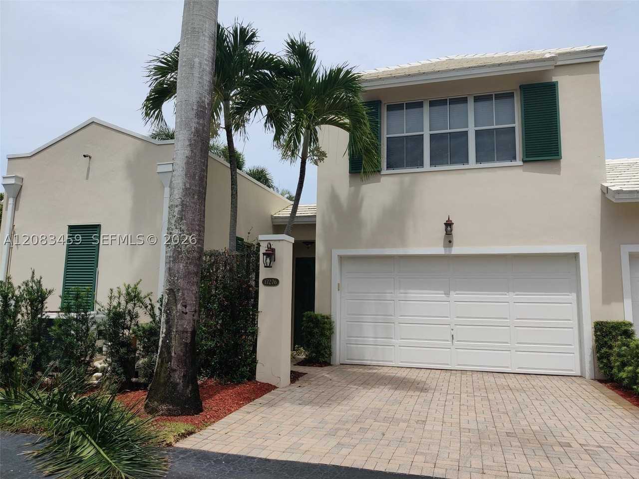 17276 Bermuda Village Dr #17276 - Photo 2 of 50