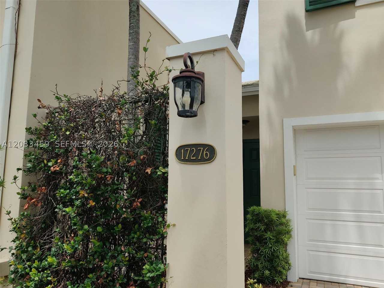 17276 Bermuda Village Dr #17276 - Photo 3 of 50