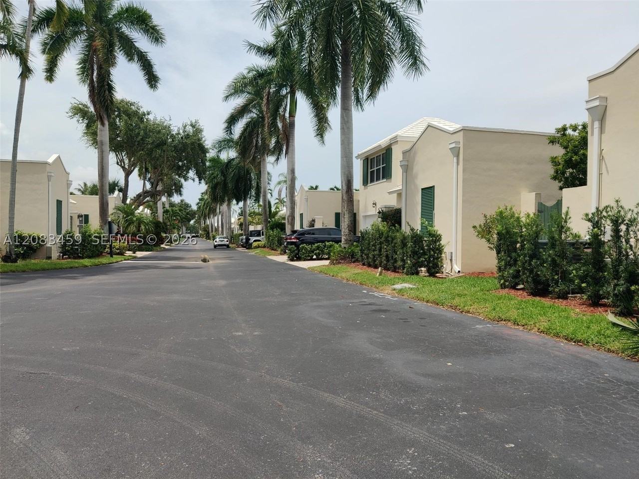 17276 Bermuda Village Dr #17276 - Photo 4 of 50