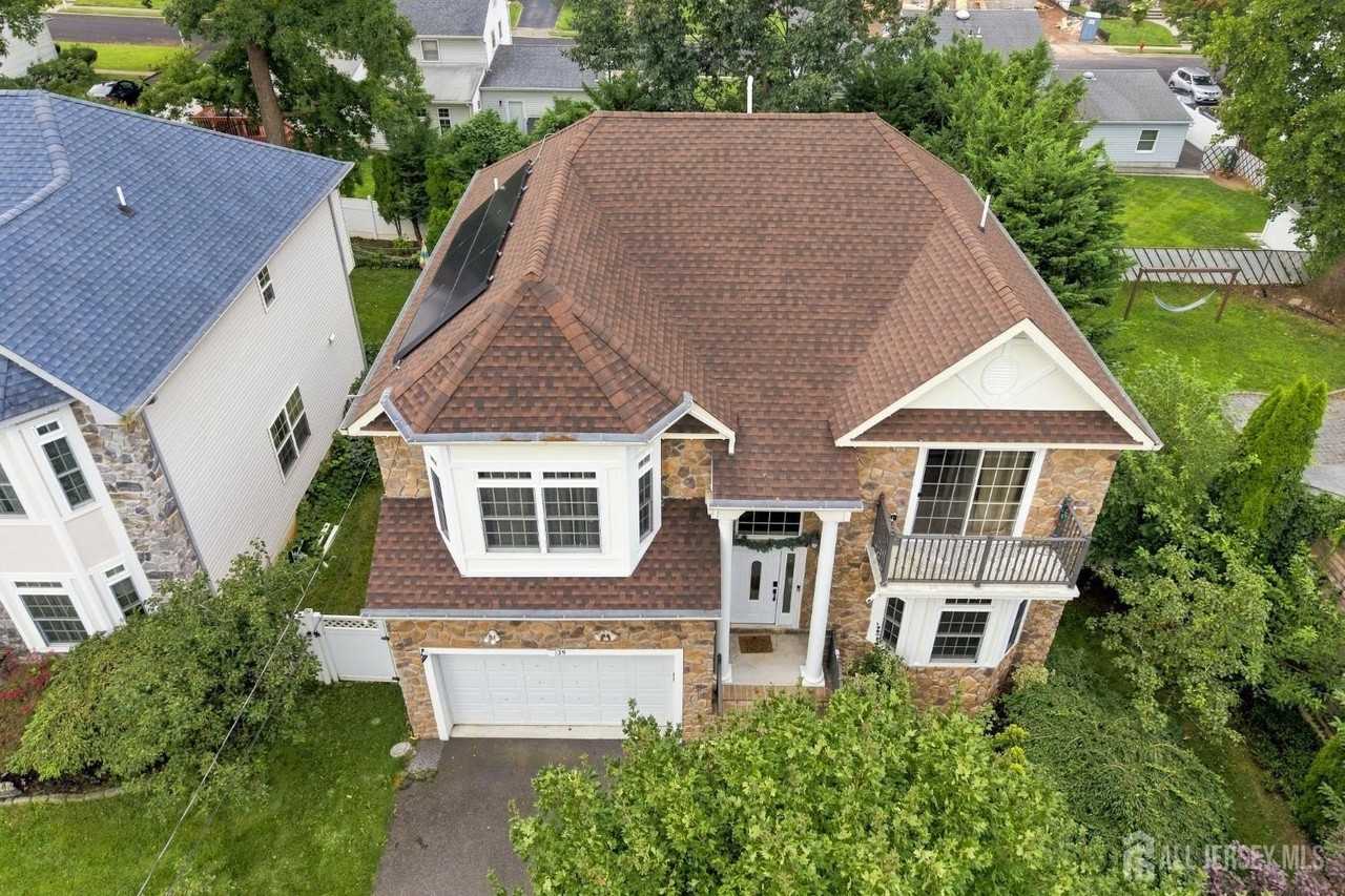 39 Hamilton Ave - Photo 2 of 31