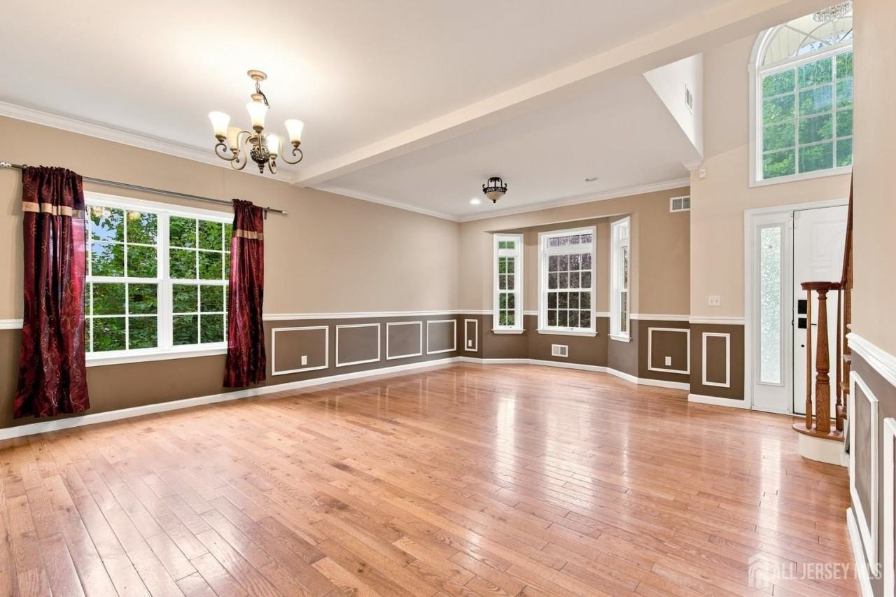 39 Hamilton Ave - Photo 5 of 31