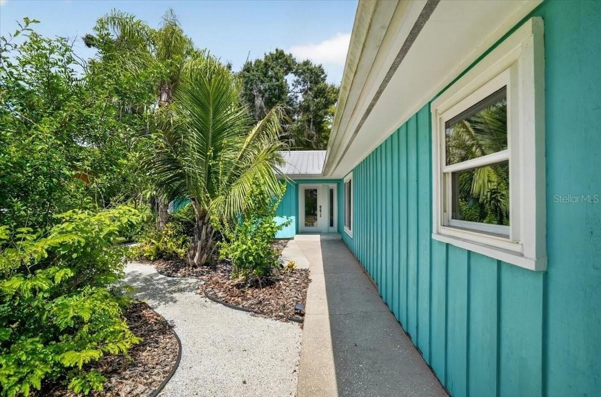 3282 Tobero Ln - Photo 4 of 50