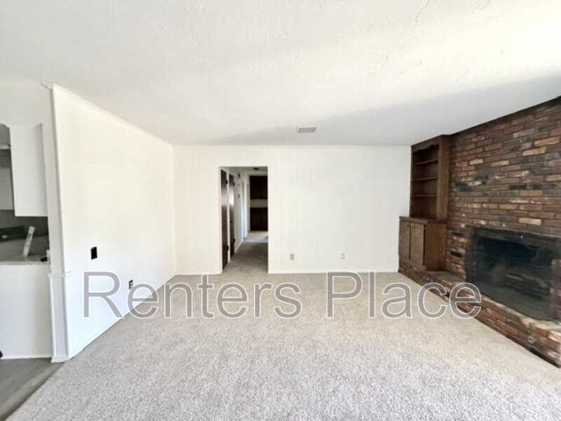 6912 E 46th Pl - Photo 4 of 17