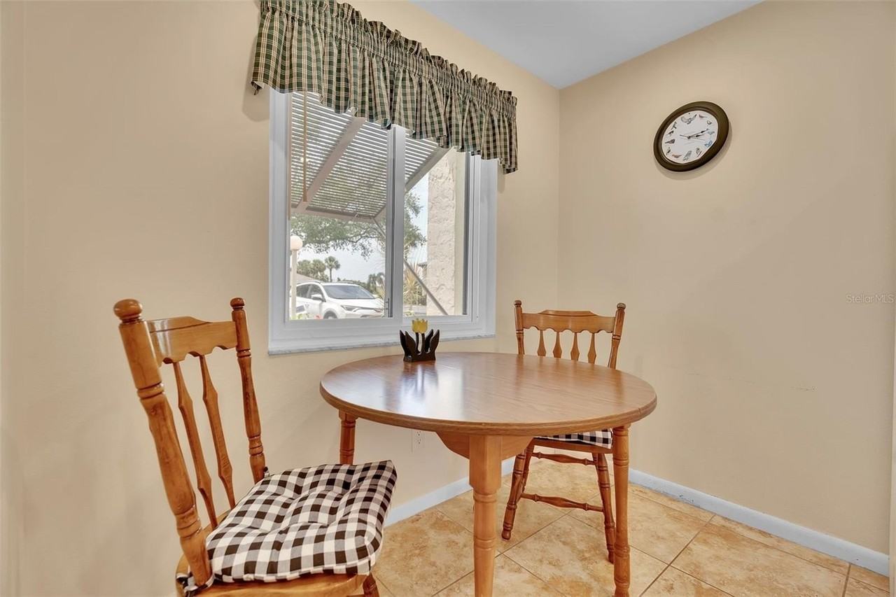 Bravura Lake Dr #97 - Photo 5 of 41