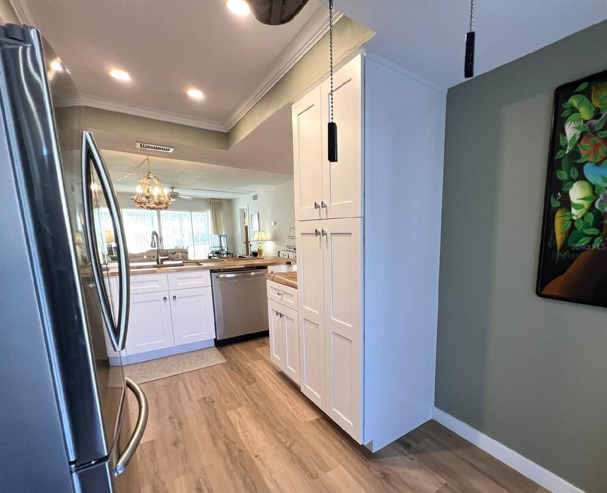5205 Wedgewood Ln #15 - Photo 3 of 17