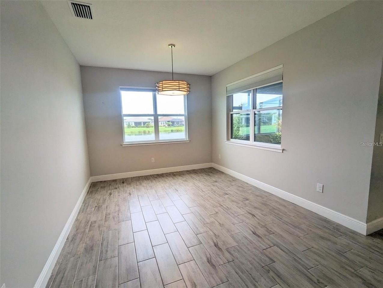 5834 Long Shore Loop - Photo 4 of 15