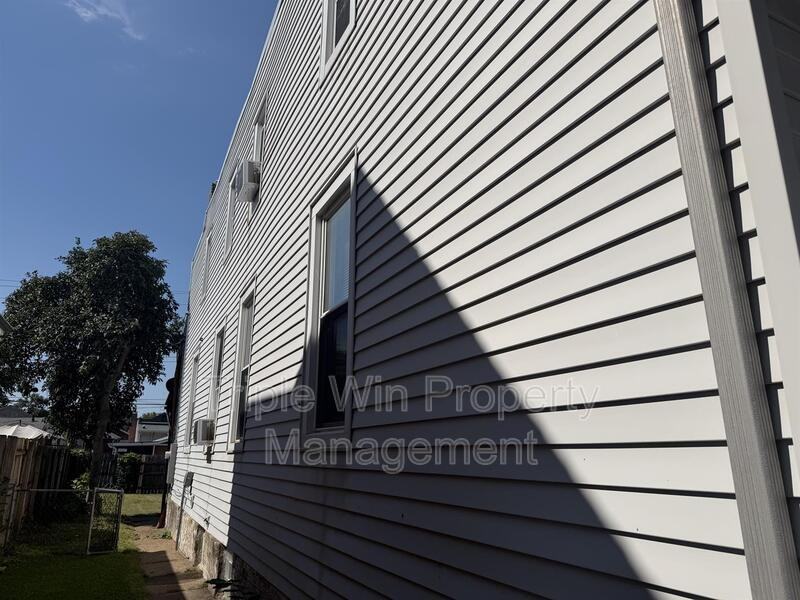 5246 Blow St - Photo 2 of 29