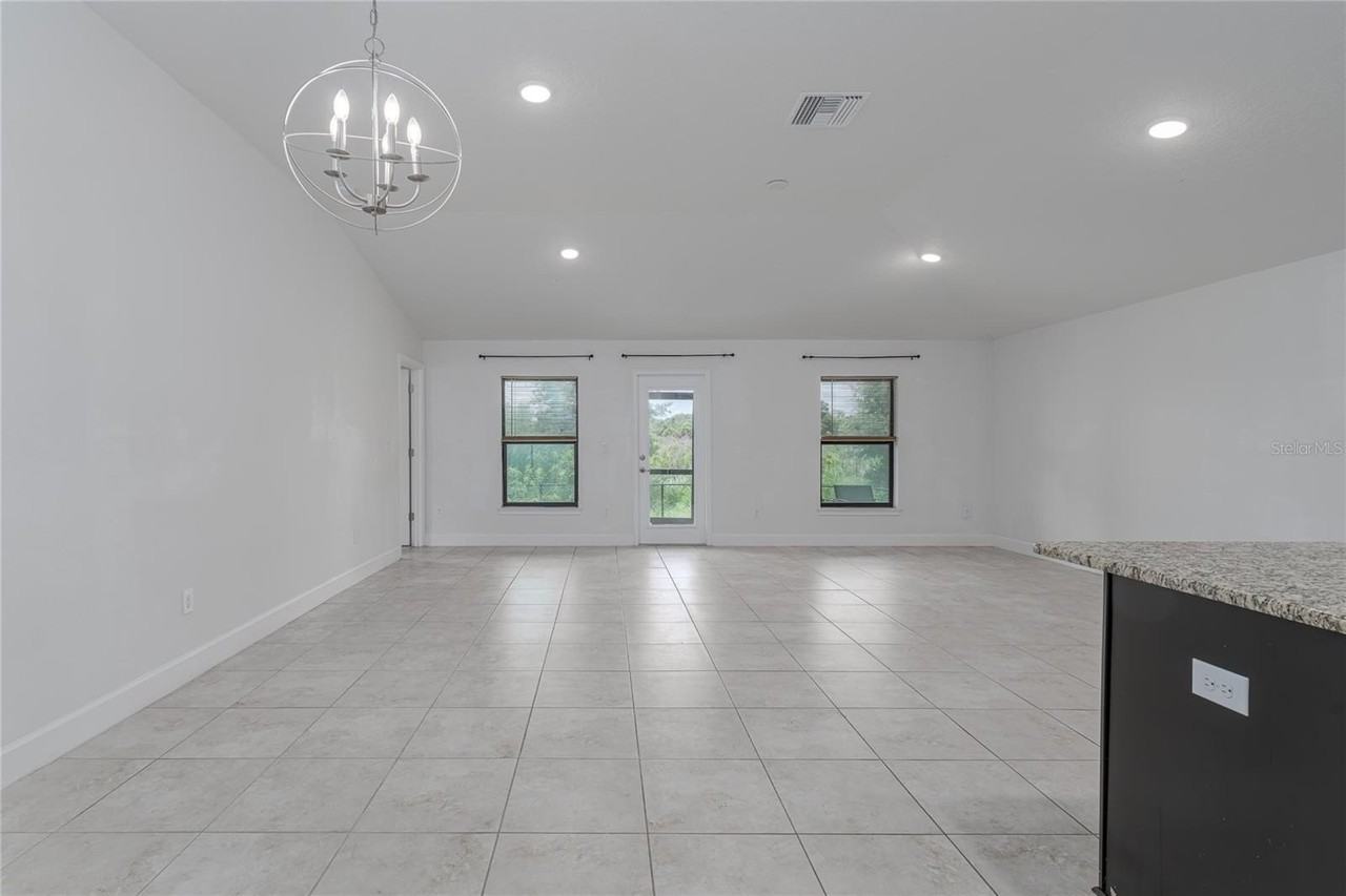 9123 46th Ct E - Photo 6 of 26