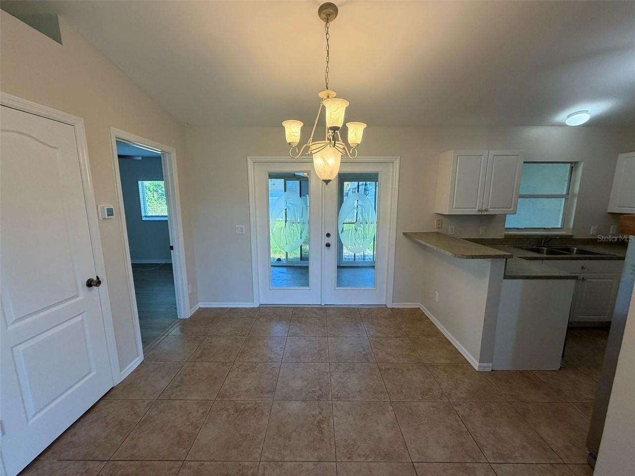 8366 Glover Ave - Photo 2 of 15