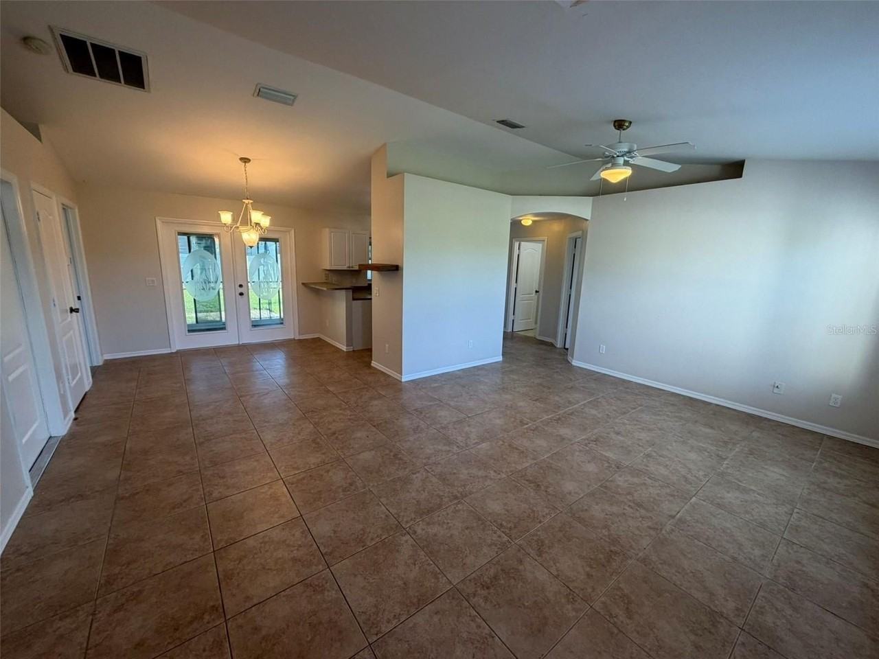 8366 Glover Ave - Photo 3 of 15