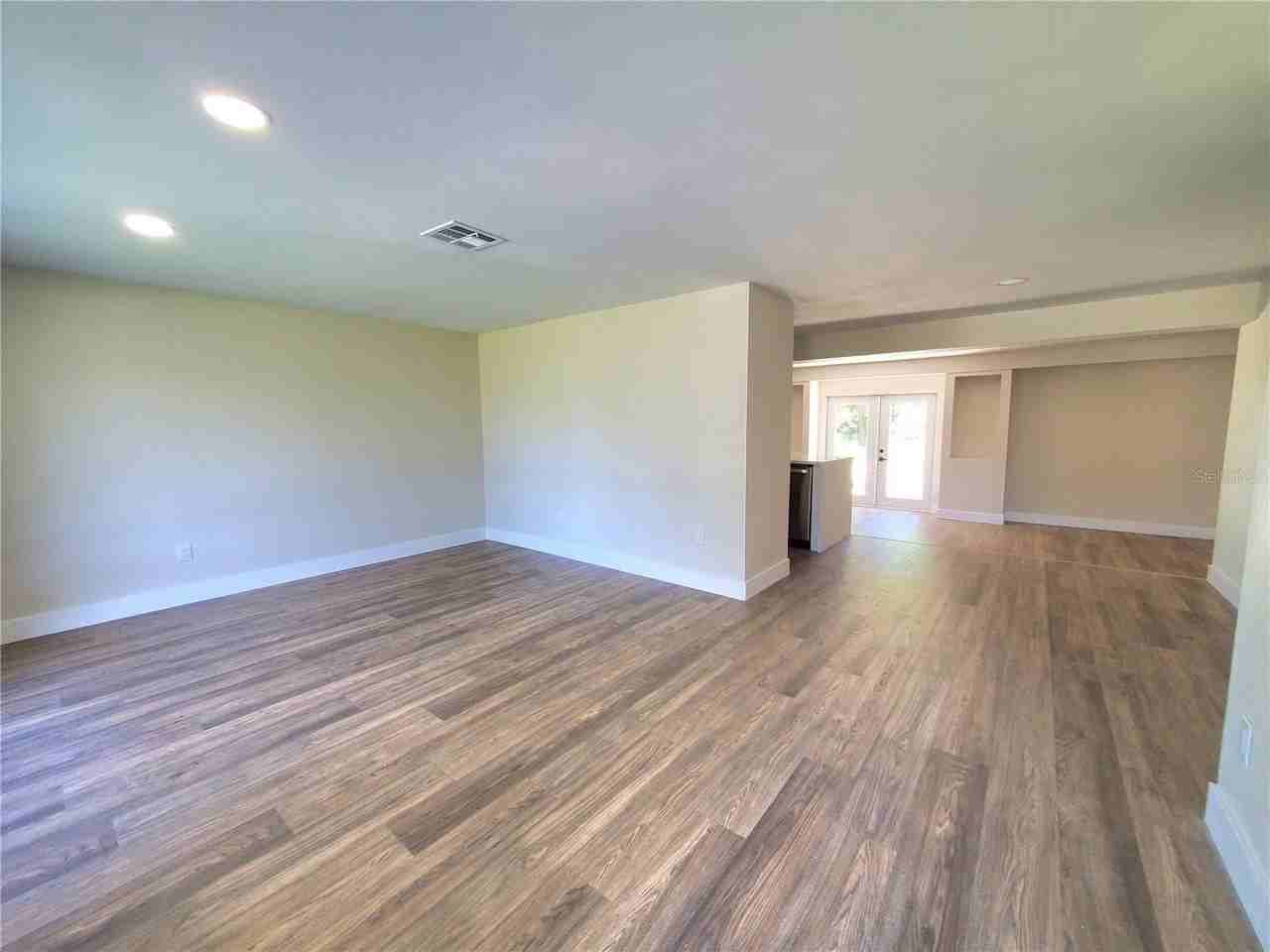 20191 Gladstone Ave - Photo 2 of 21