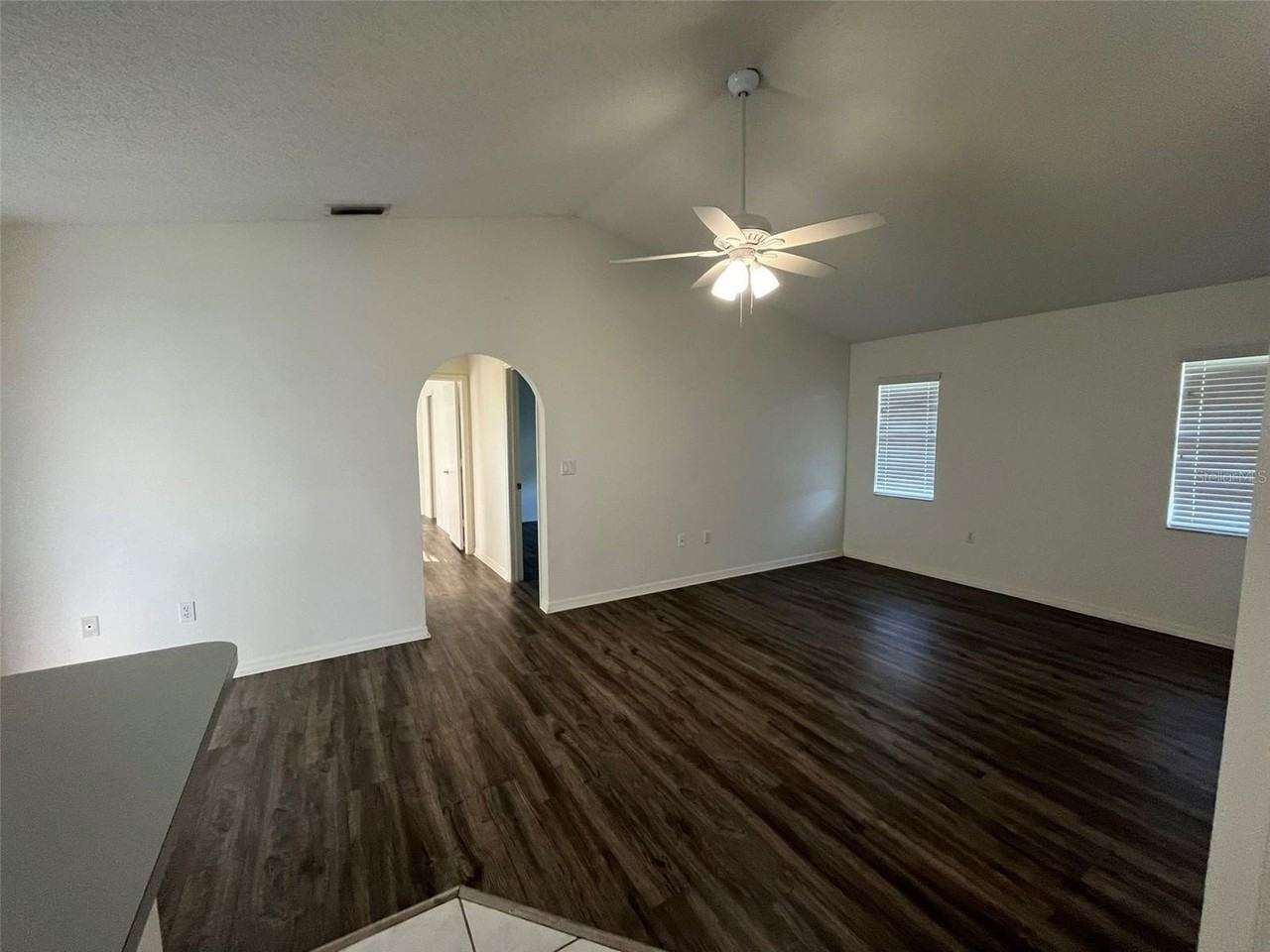 26453 Trinilas Dr - Photo 4 of 14