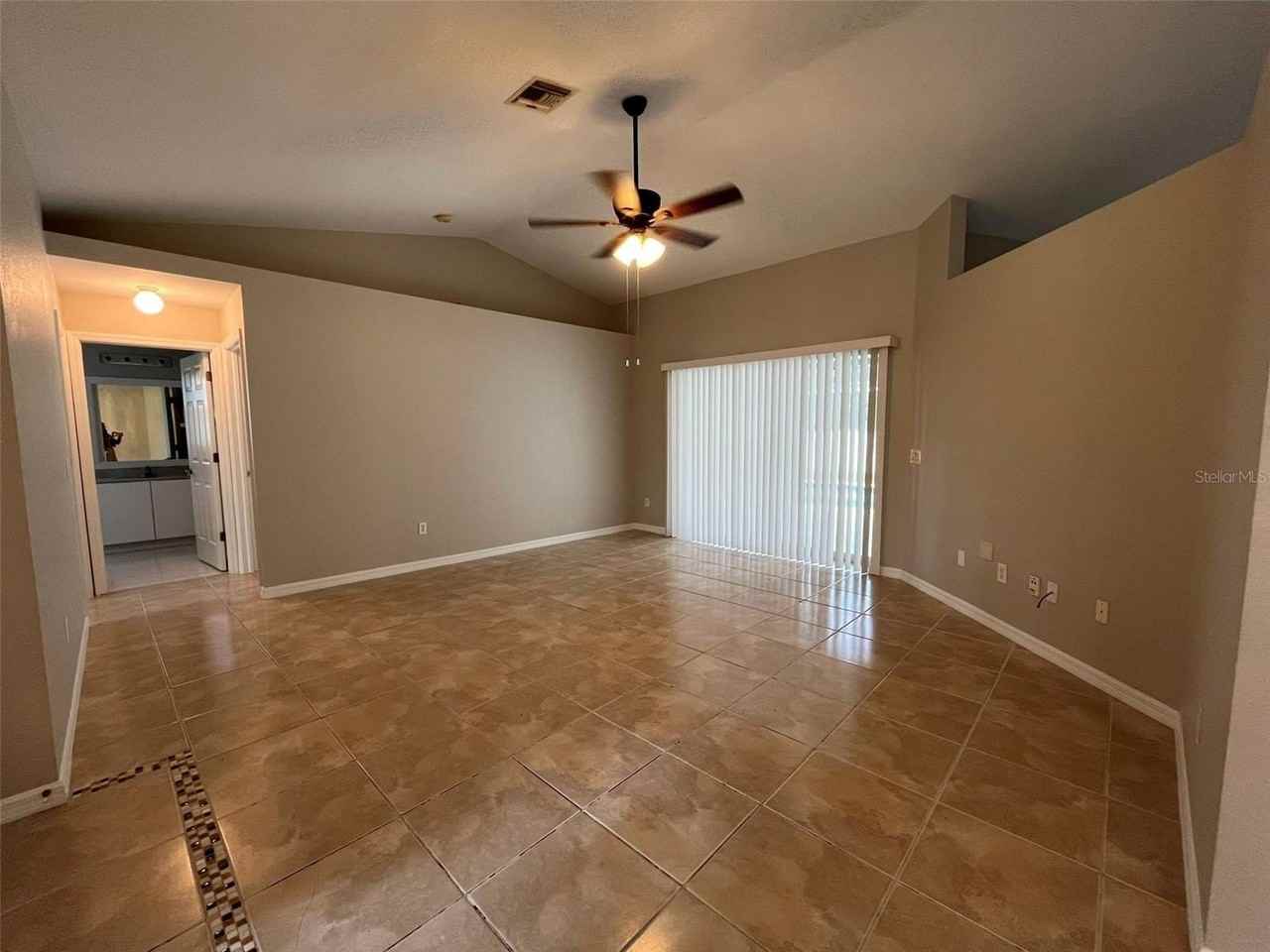 3767 Inagua Ave - Photo 5 of 11