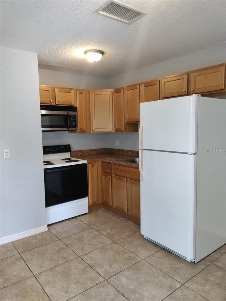 601 Hardy St #5 - Photo 3 of 7
