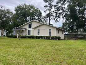 2832 Nw 44th Pl - Photo 1 of 1