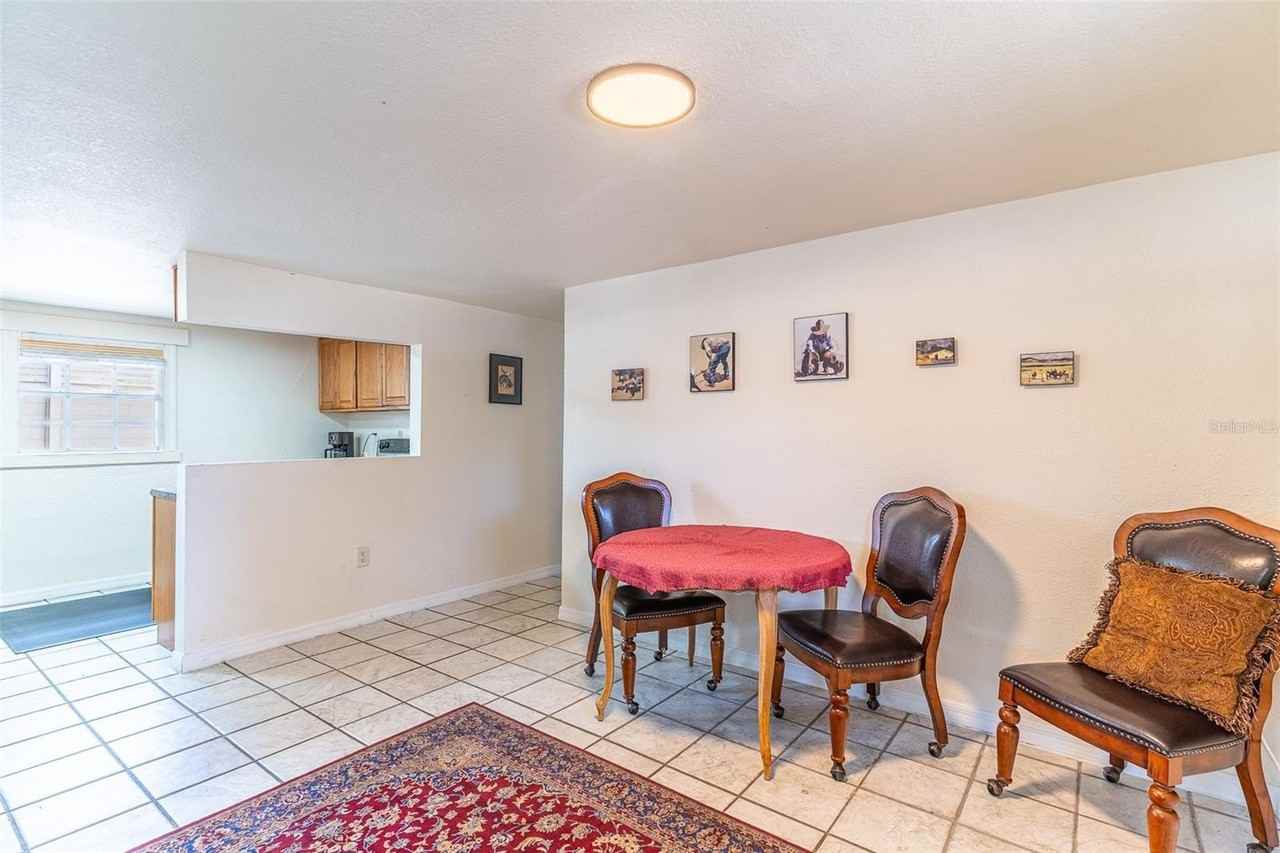 225 W Northside Dr - Photo 3 of 29