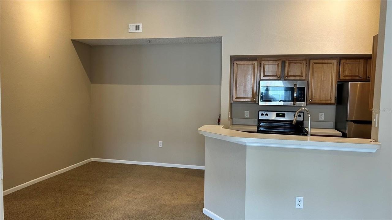 13102 Mulberry Park Dr #934 - Photo 2 of 11