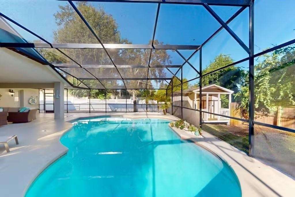 102 Titan Dr - Photo 2 of 50